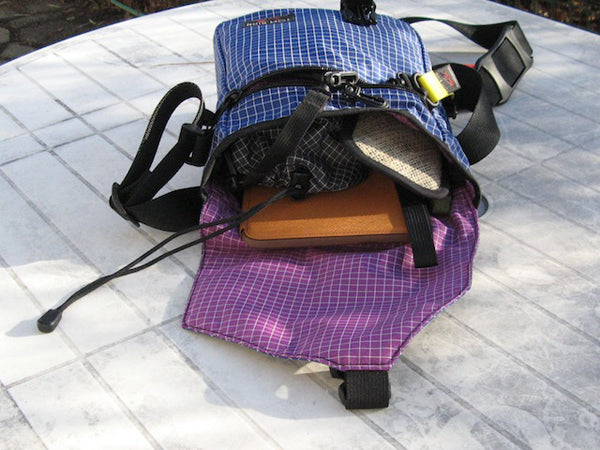 Small Cafe Bag in Nordic/Ultraviolet